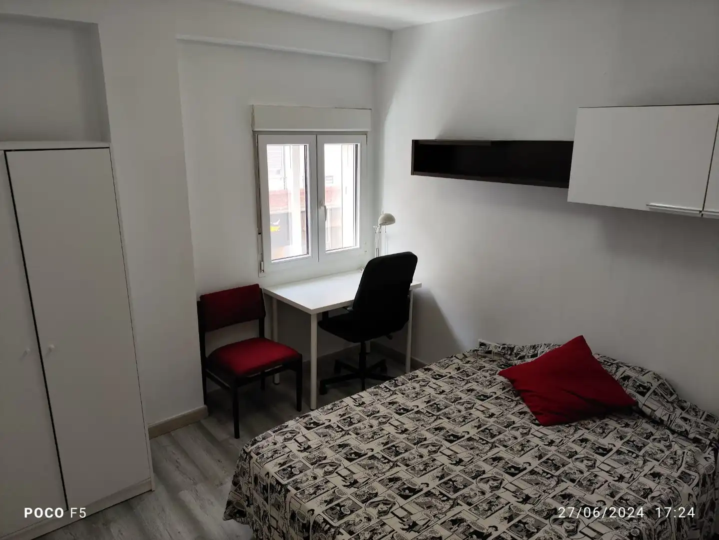 Habitación de Piso de alquiler en Zaragoza con Calefacción, Parquet y Amueblado