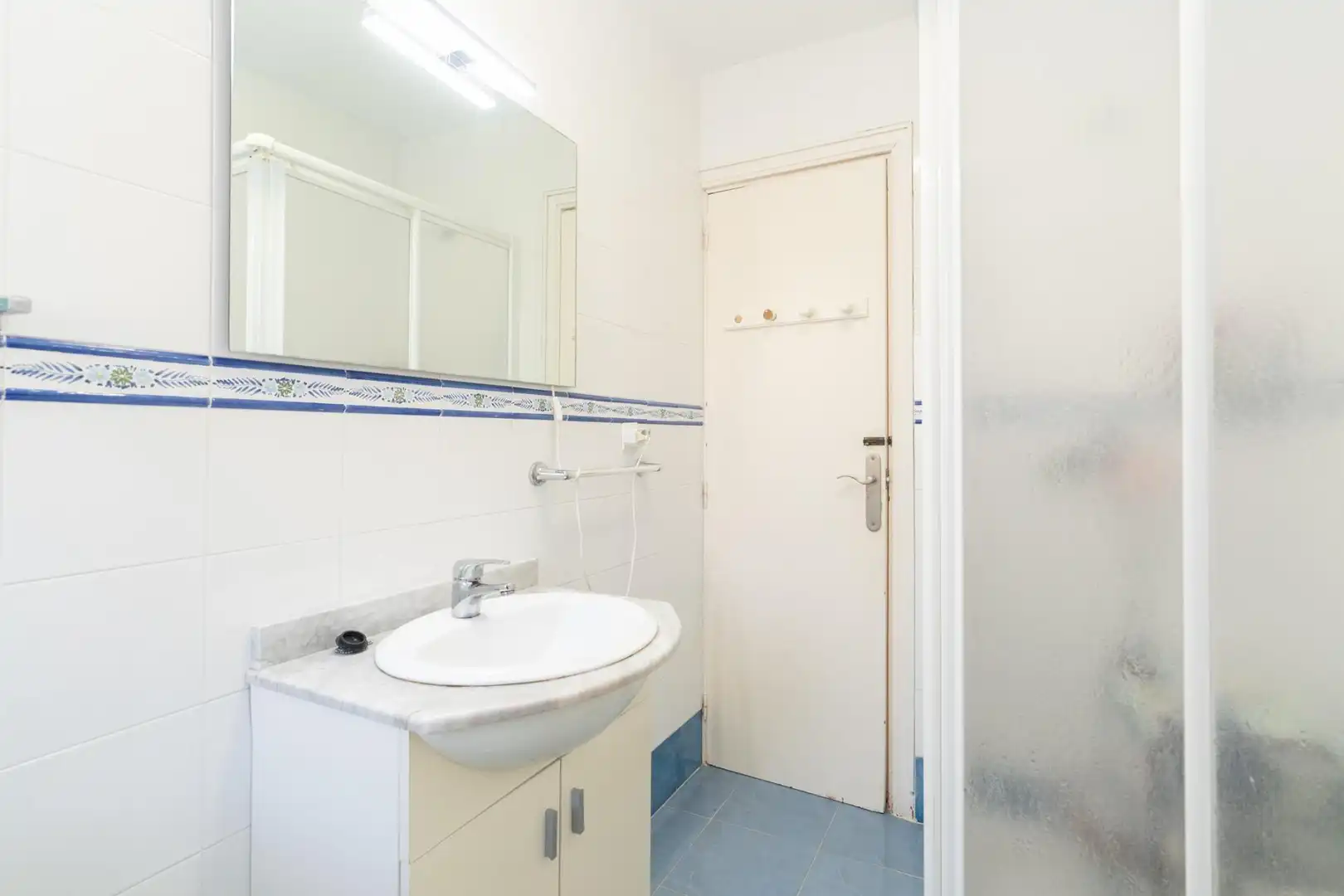Baño de Piso en venta en Motril con Terraza