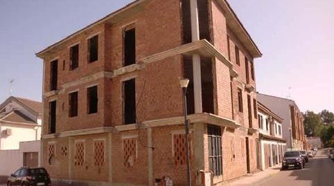 Foto 2 de Edifici en venda a Calle Fuente Palmera, La Carolina, Jaén