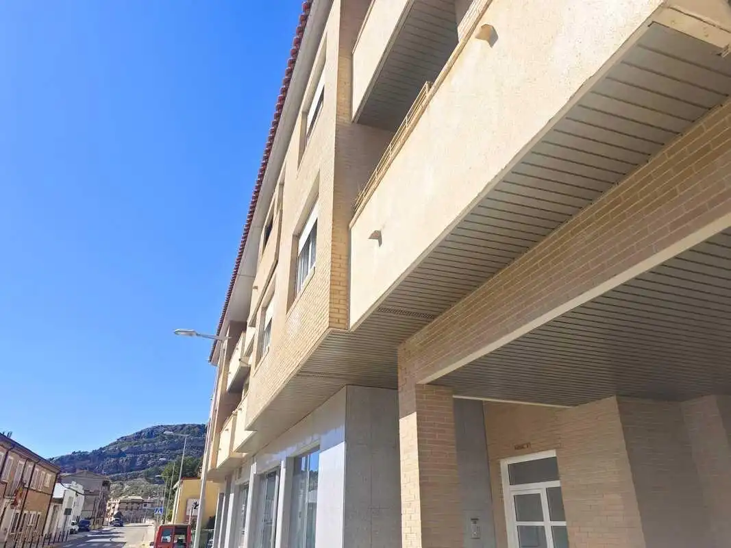 Vista exterior de Pis en venda en Alhama de Aragón
