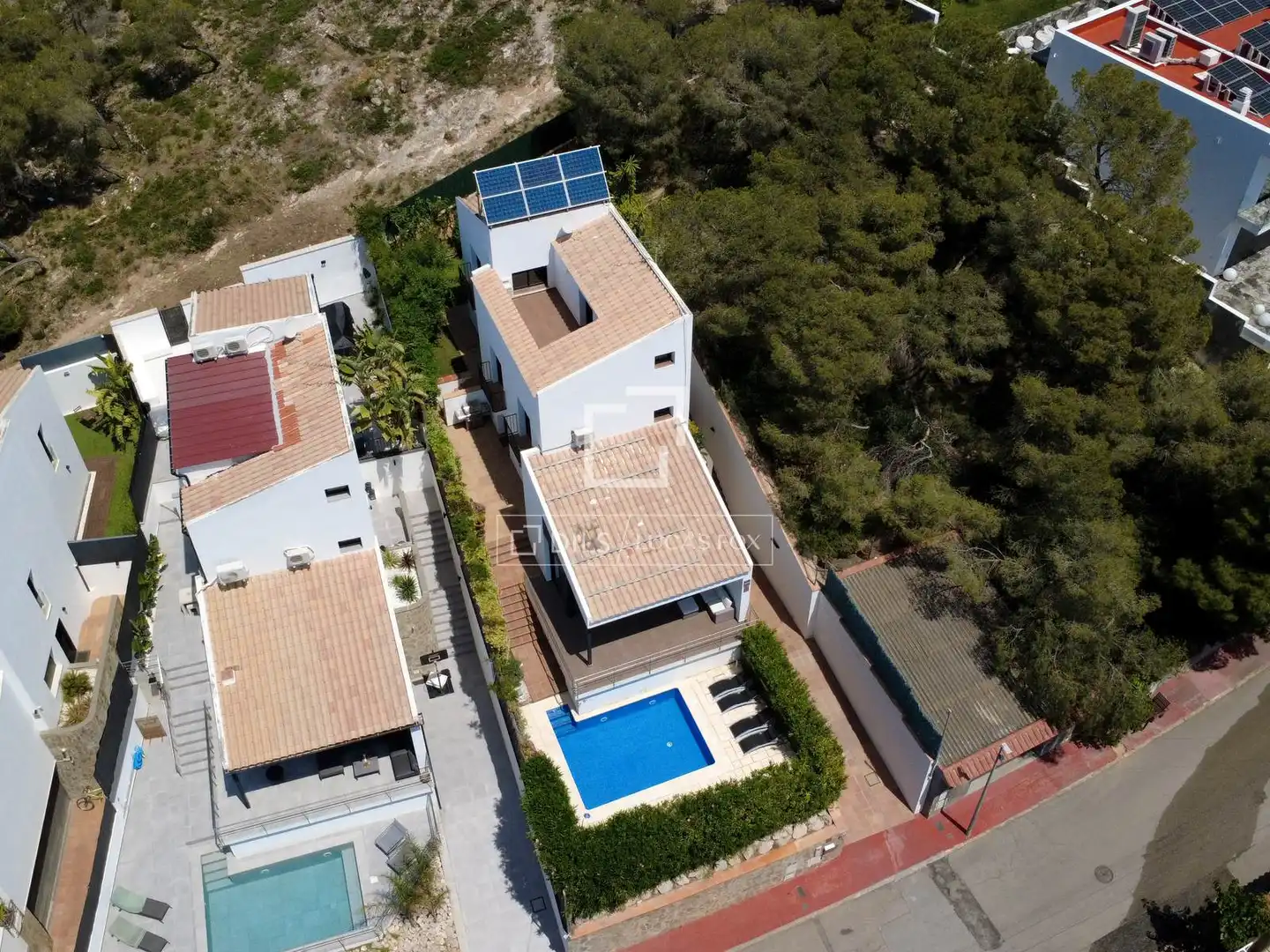 Villa avec piscine à vendre à Vallpineda - Santa Bárbara