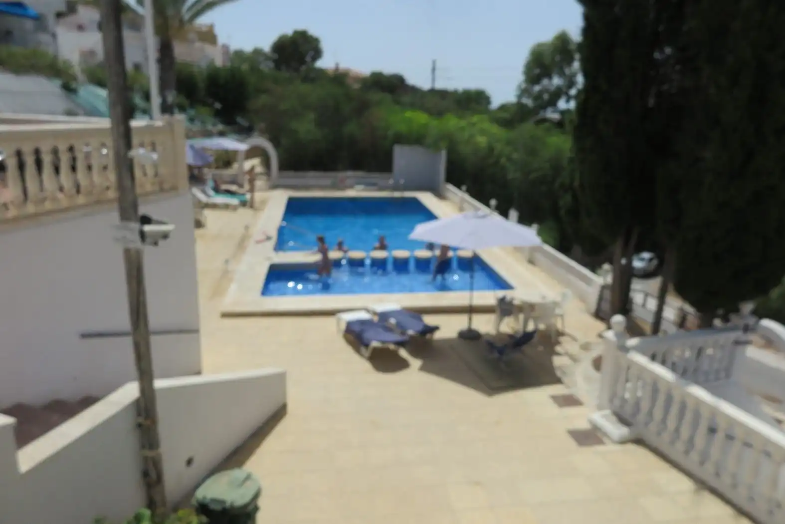 Piscina de Casa adosada en venda en El Campello amb Aire condicionat, Calefacció i Terrassa