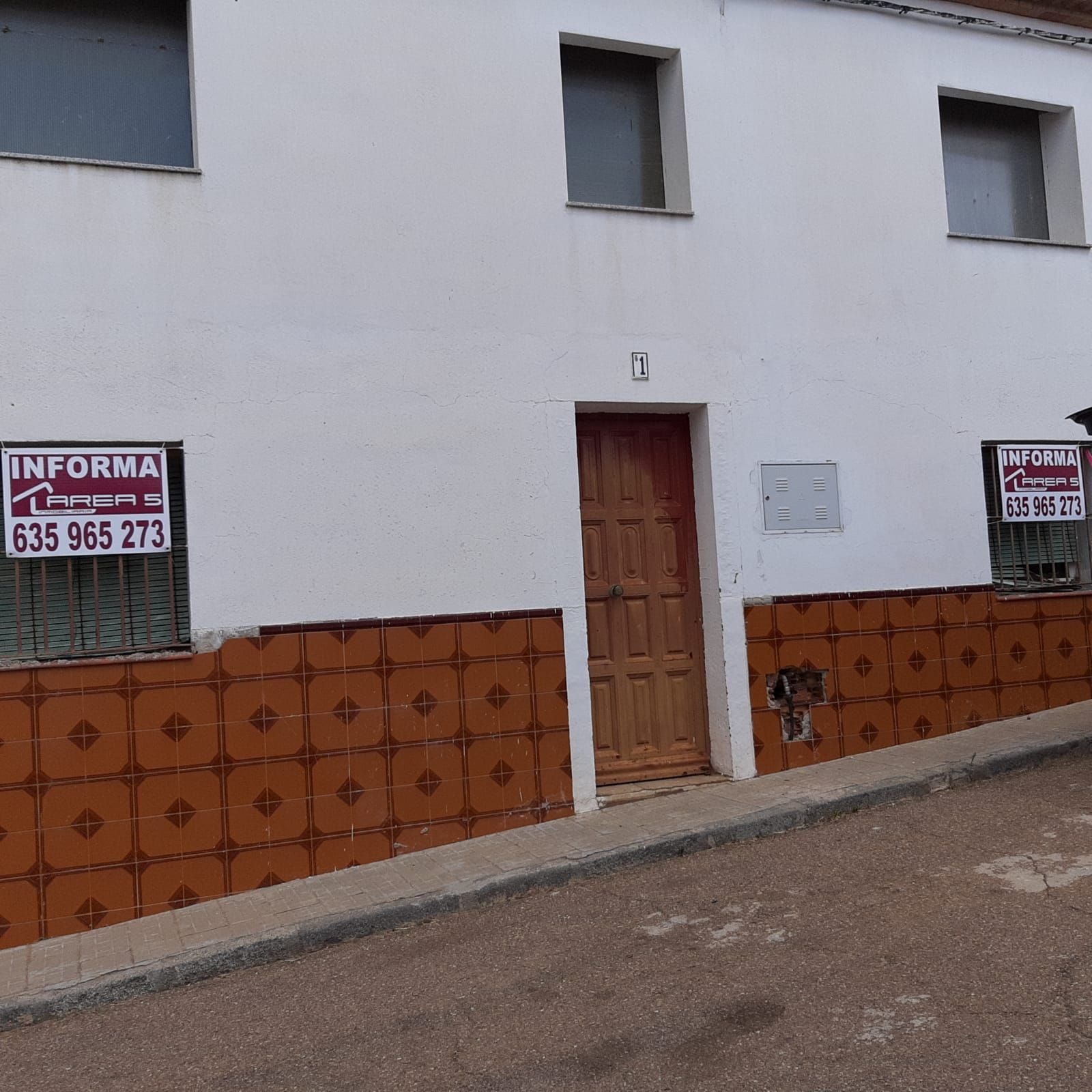 Exterior view of Building for sale in Villagarcía de la Torre