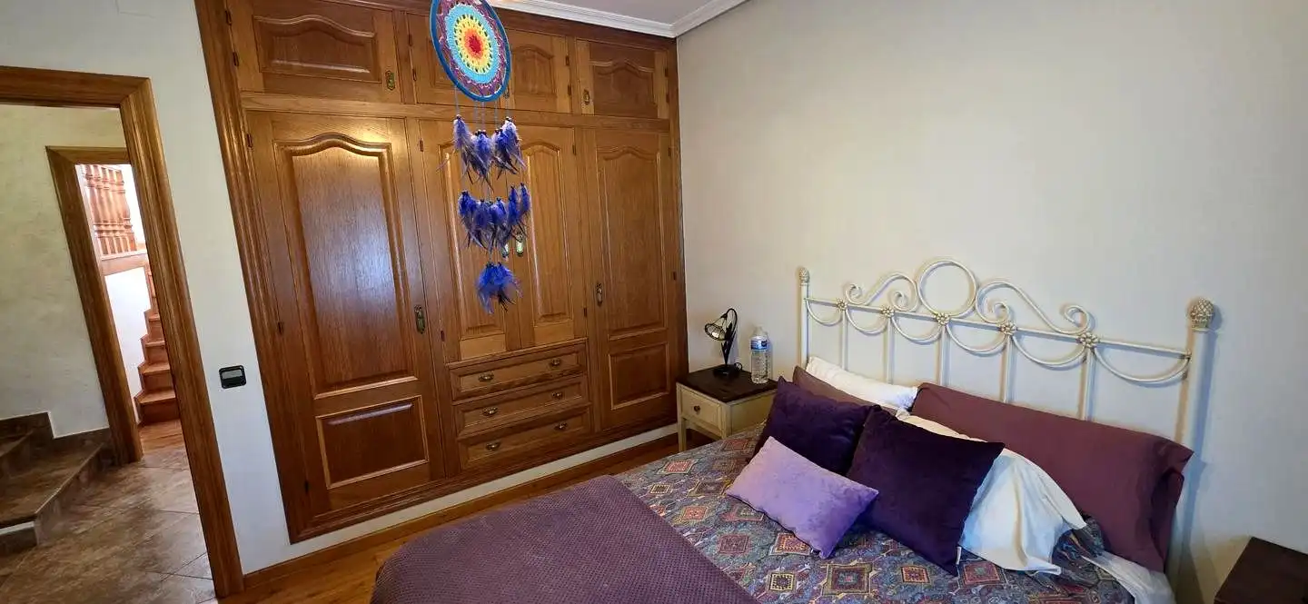 Bedroom of Houses for sale in Valdés - Luarca  with Heating, Private garden and Parquet flooring