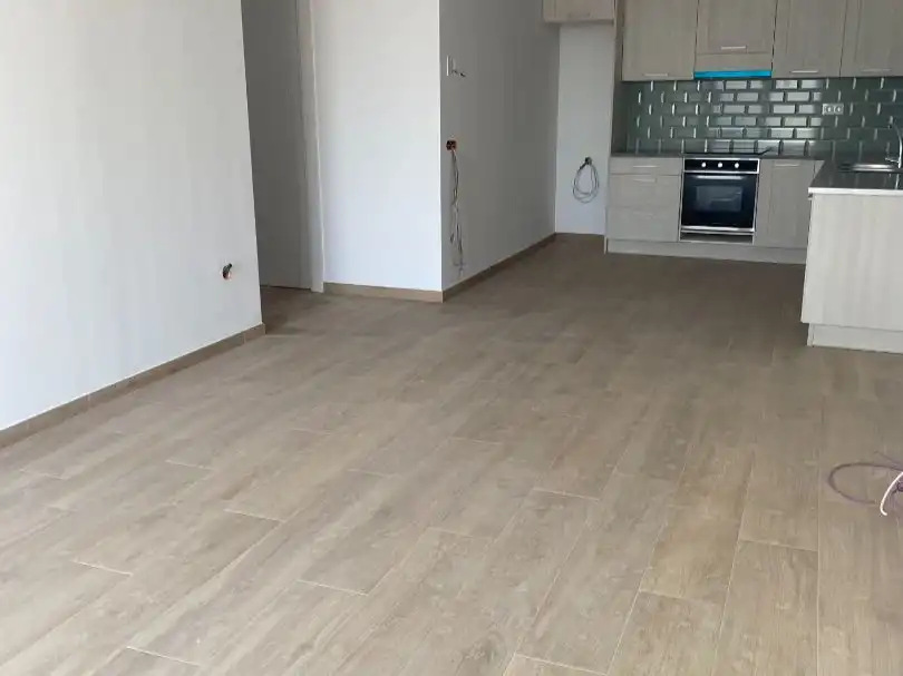 Piso en venta en avinguda del Montseny 0