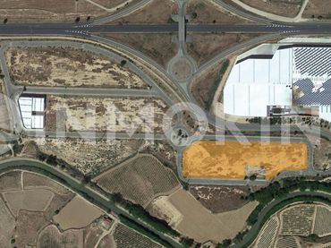 Industrial land for sale in AV LOGROÑO Suelo P-1 D.ISIDRO S.U.D. S/N