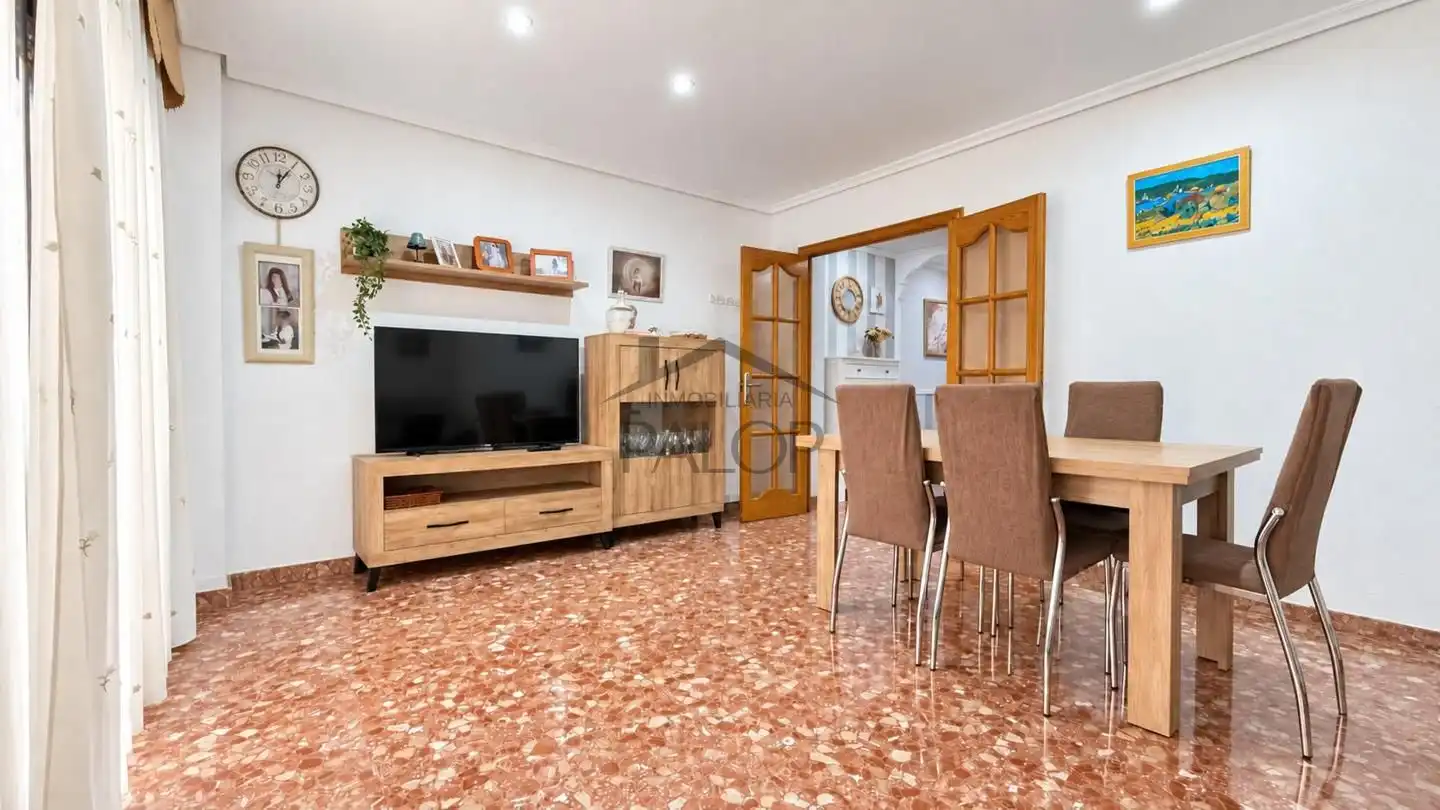 Appartement avec ascenseur à vendre à Carcaixent