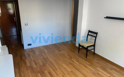 Habitación de Piso en venta en  Madrid Capital con Aire acondicionado, Calefacción y Trastero