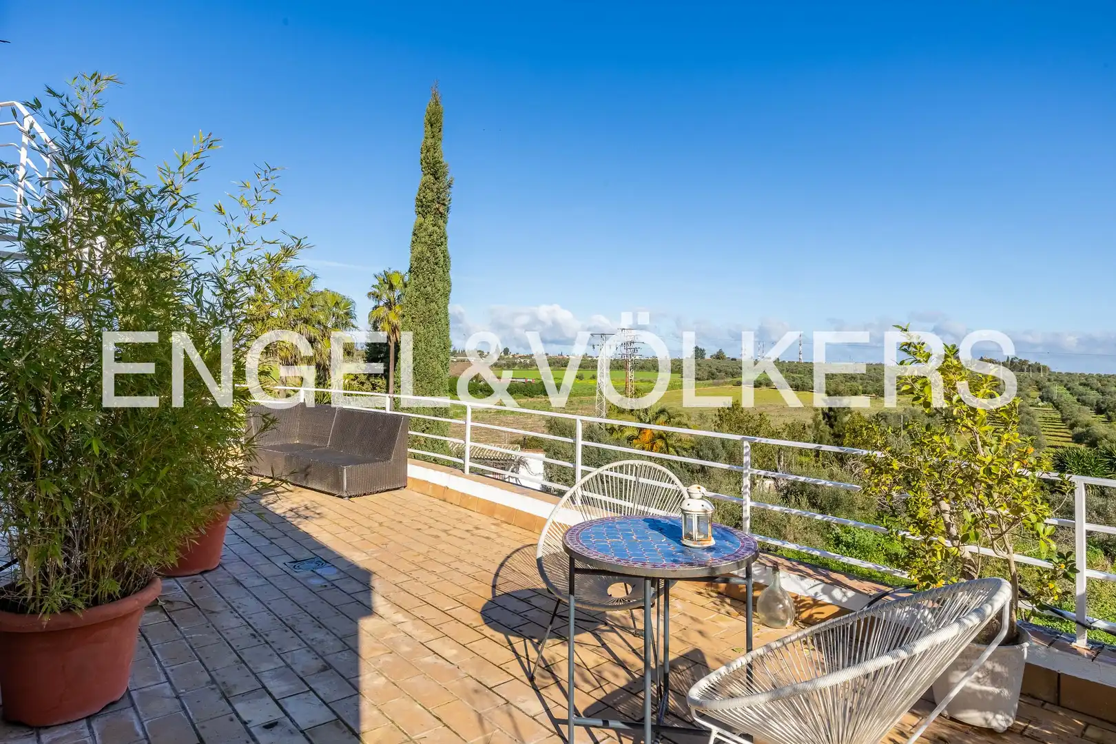 Terrace of Houses for sale in Valencina de la Concepción  with Air Conditioner, Heating and Private garden