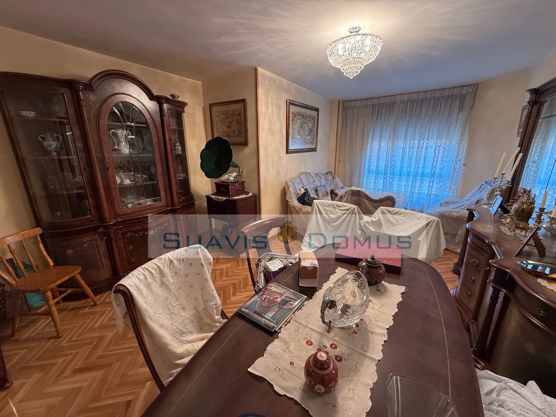 Sala d'estar de Pis en venda en Zamora Capital  amb Calefacció, Forn i Rentadora