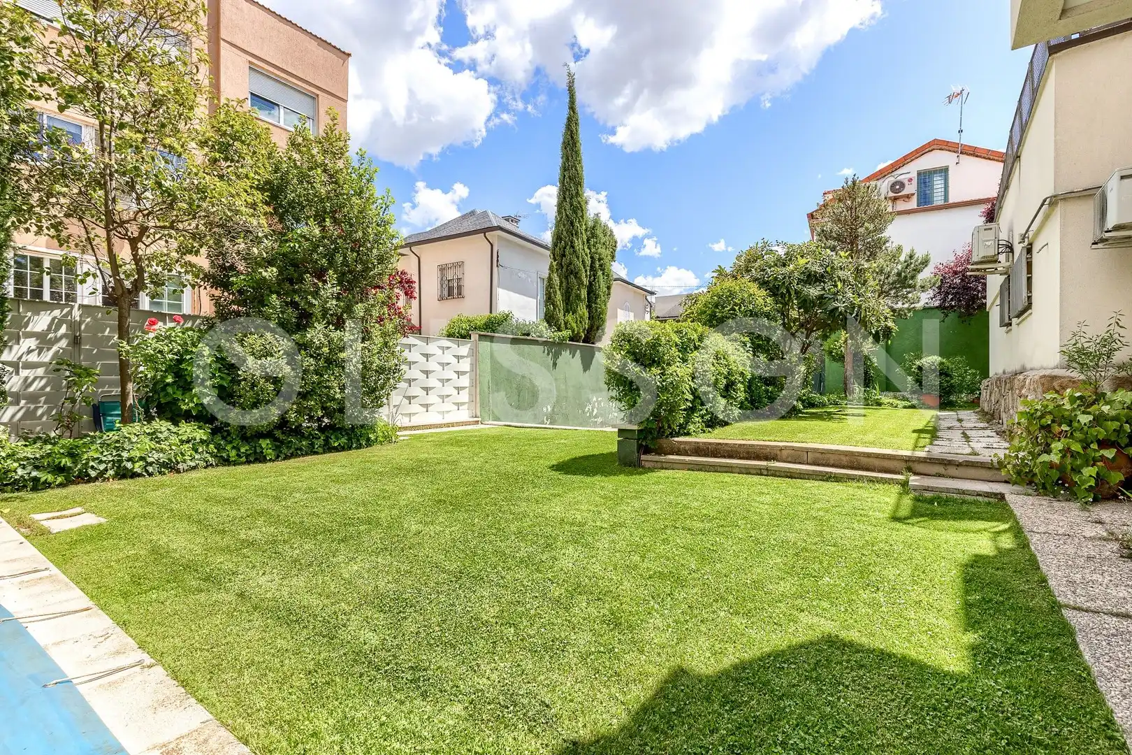 Jardín de Piso en venta en  Madrid Capital con Aire acondicionado, Calefacción y Trastero