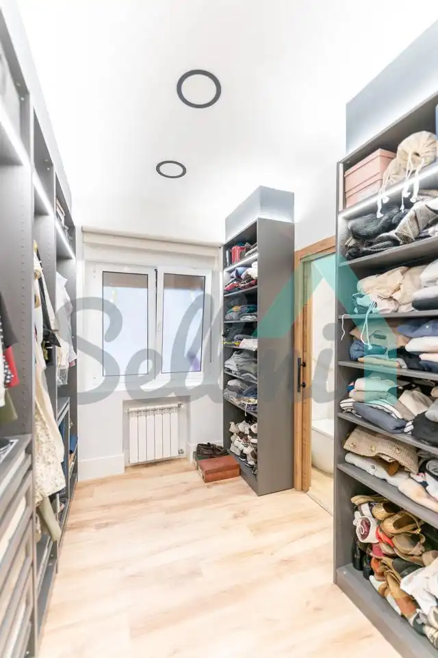Flat for sale in Oviedo , Asturias