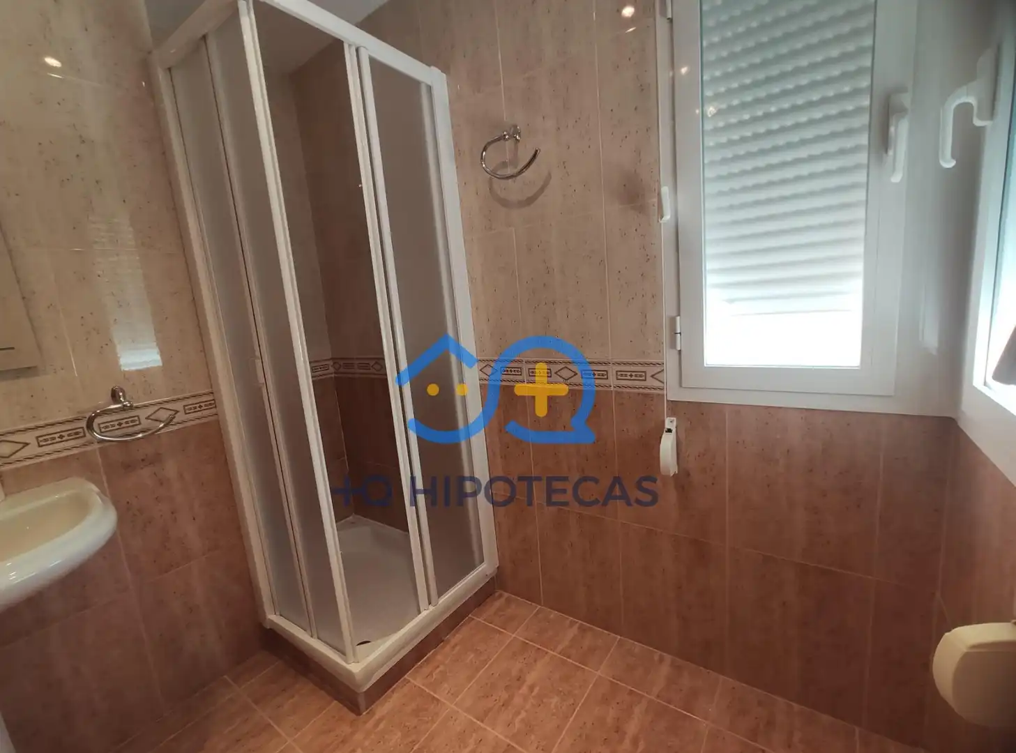 Bathroom of Flat for sale in Toledo  with Air Conditioner, Terrace and Storage room