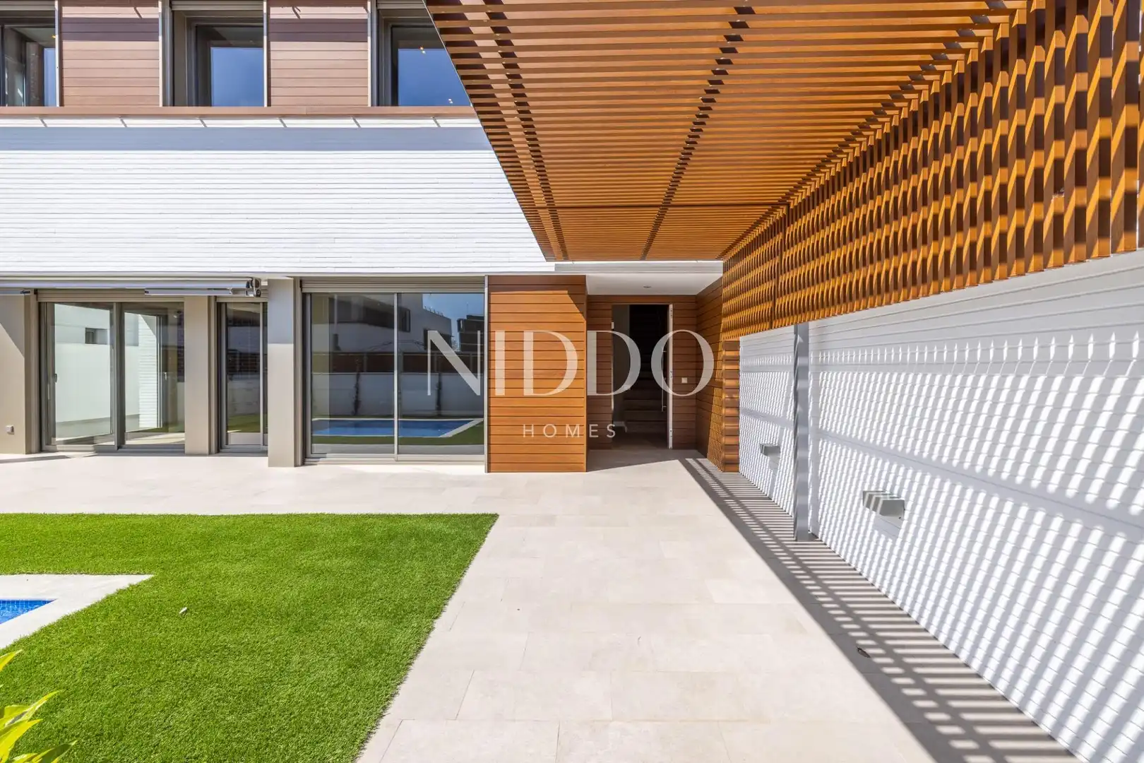 Exterior view of Detached homes for rent in Sabadell  with Air Conditioner, Heating and Private garden