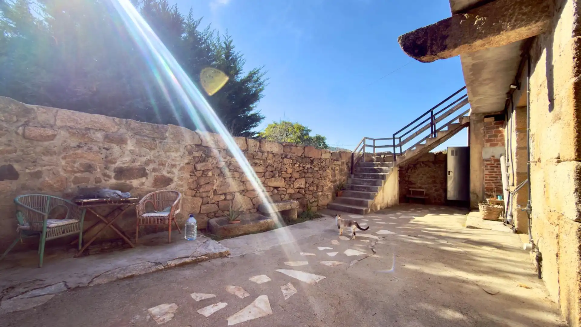 Casa amb terrassa en venda a Toén