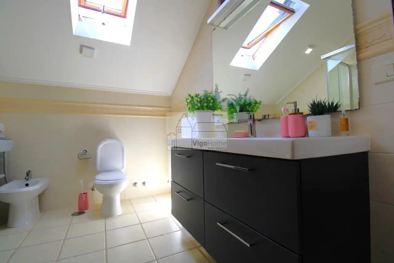 Baño de Casa o chalet en venta en Mos con Calefacción, Jardín privado y Trastero
