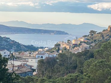 Terrenos y solares en venta en Carrer Pere Serrabella