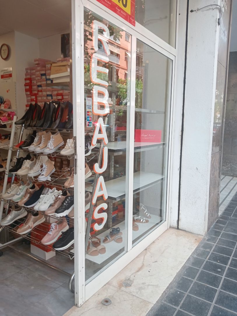 Local de lloguer en  Valencia Capital