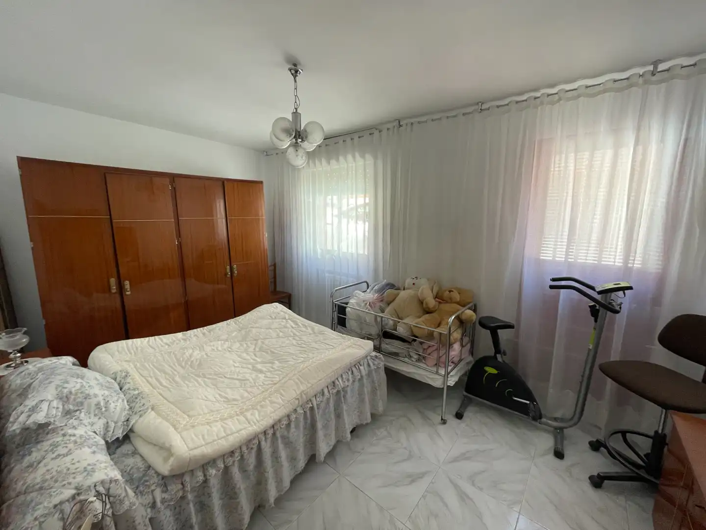 Habitación de Casa o chalet en venta en Alcobendas con Calefacción, Terraza y Trastero