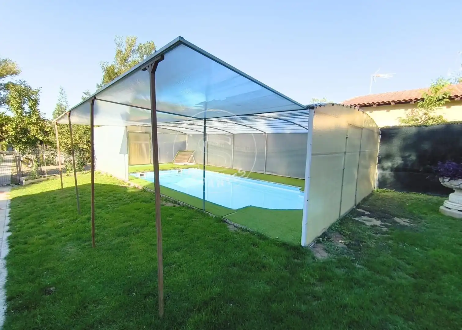 Country house zum Verkauf in Aranguren, Navarra