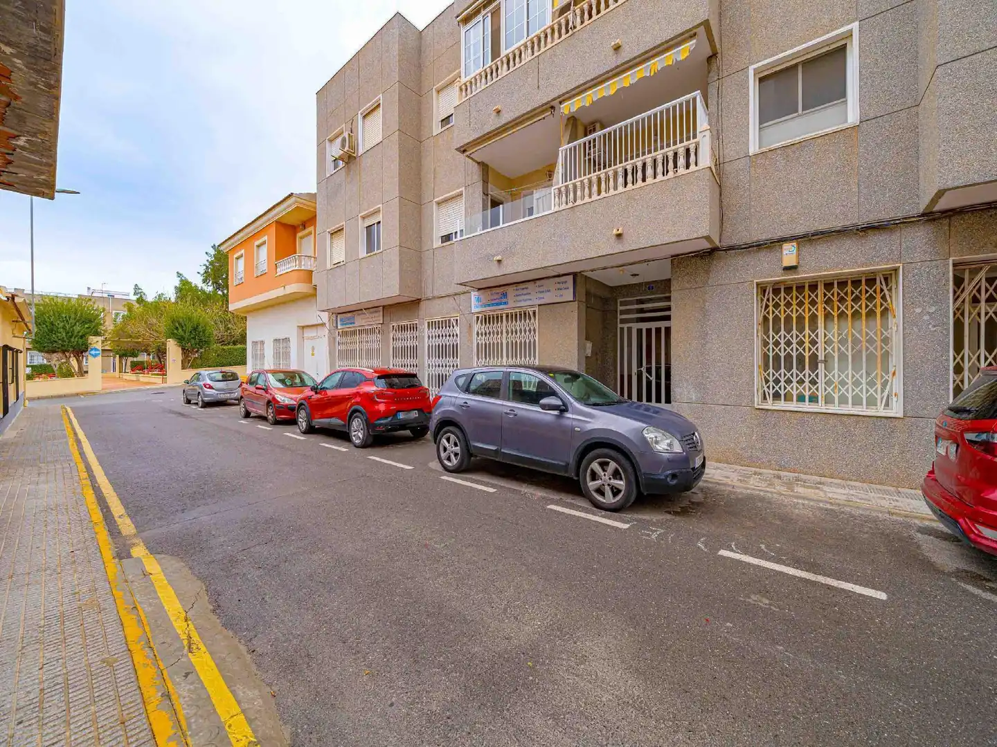 Vista exterior de Pis en venda en San Miguel de Salinas