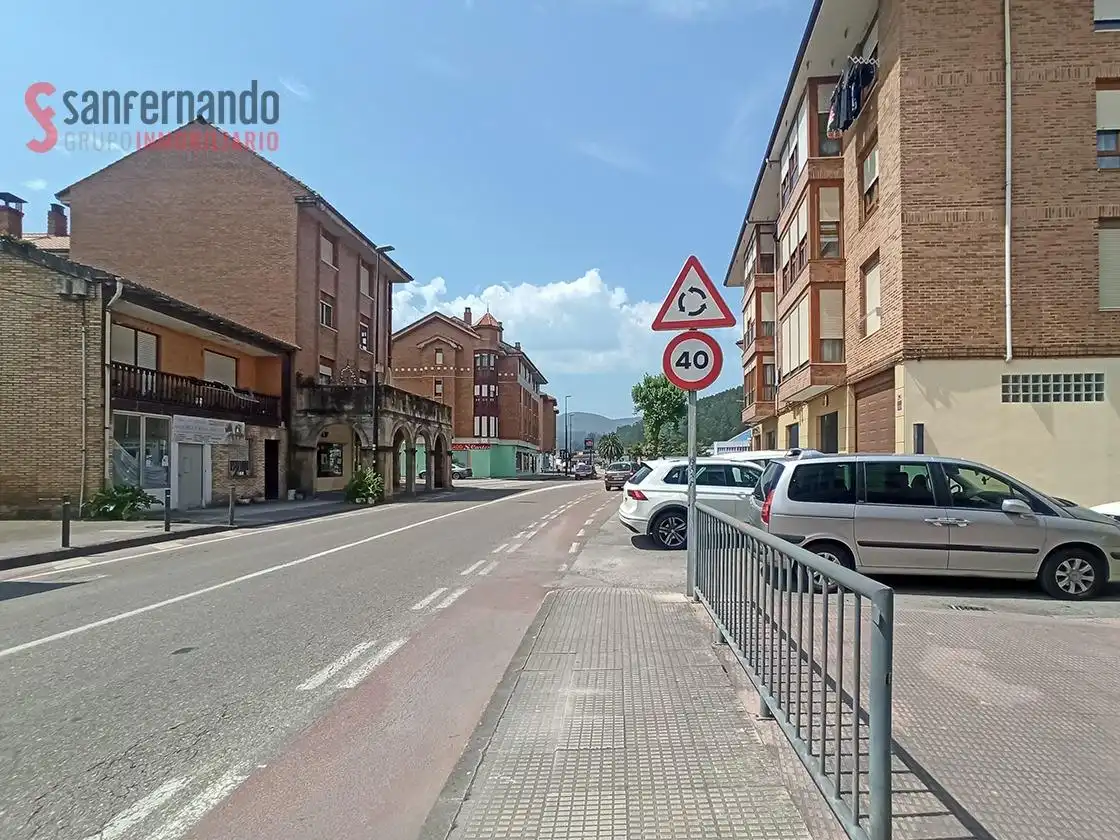 Vista exterior de Casa o chalet en venta en Cartes con Calefacción, Jardín privado y Terraza