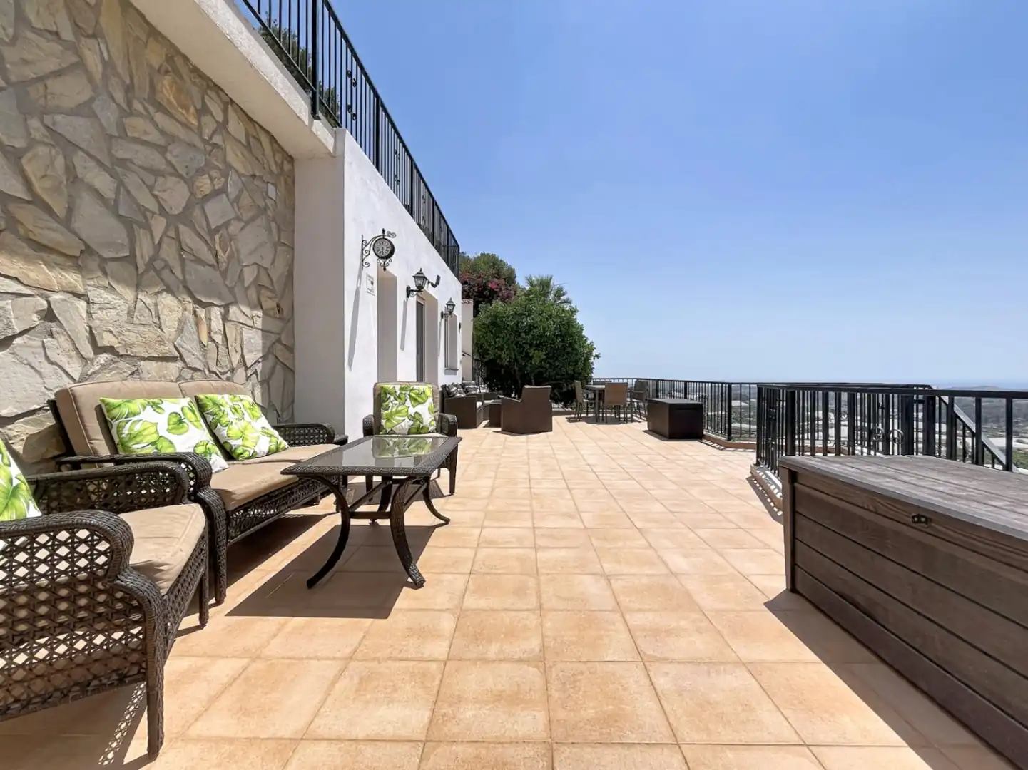 Terrassa de Casa o xalet en venda en Callosa d'en Sarrià amb Aire condicionat, Jardí privat i Terrassa