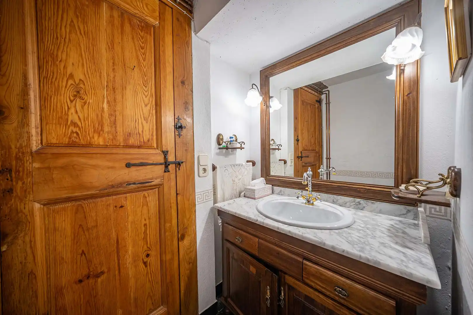 Bathroom of Detached homes for sale in Naut Aran  with Heating, Parquet flooring and Furnished