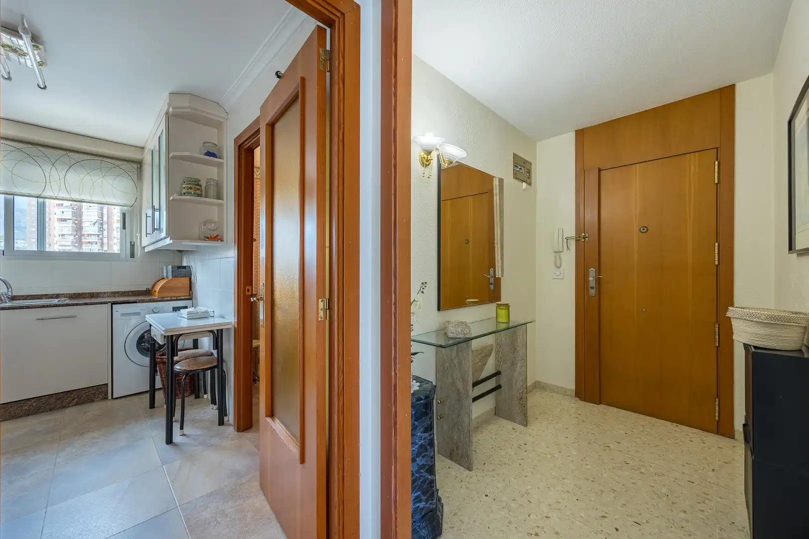 Piso en venta en Benidorm con Piscina, Amueblado y Piscina comunitaria