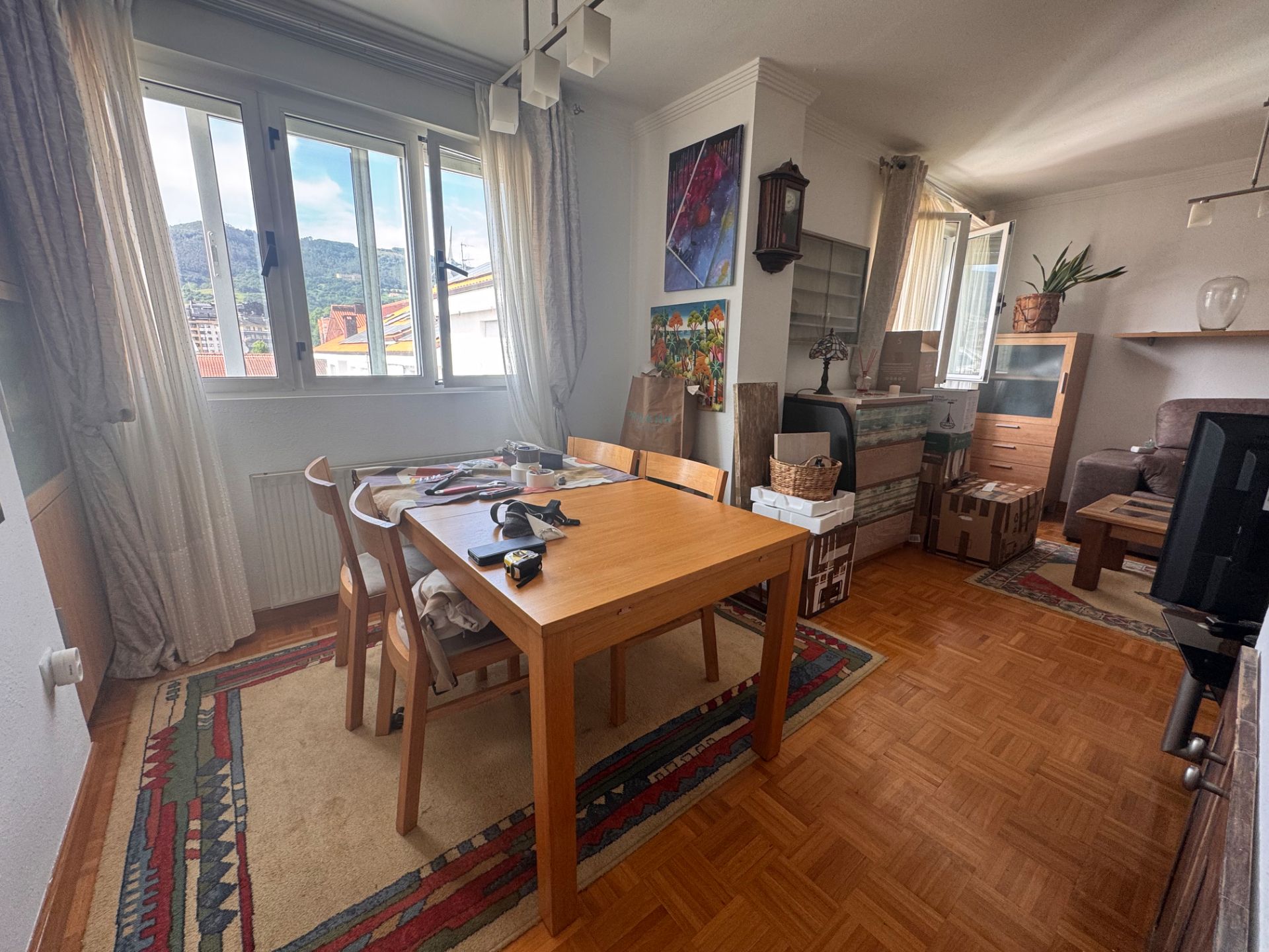 Dining room of Flat for sale in Oviedo   with Heating, Parquet flooring and Furnished