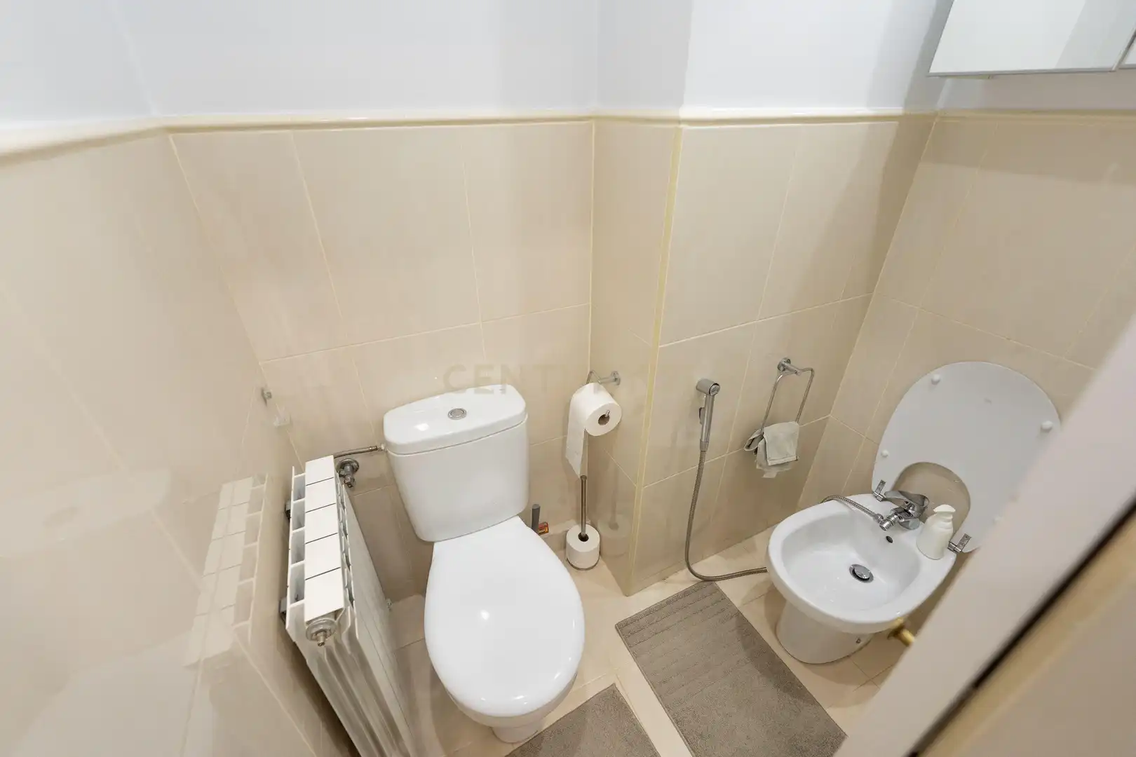 Bathroom of Apartments for rent in Pozuelo de Alarcón  with Oven, Washing machine and Microwave