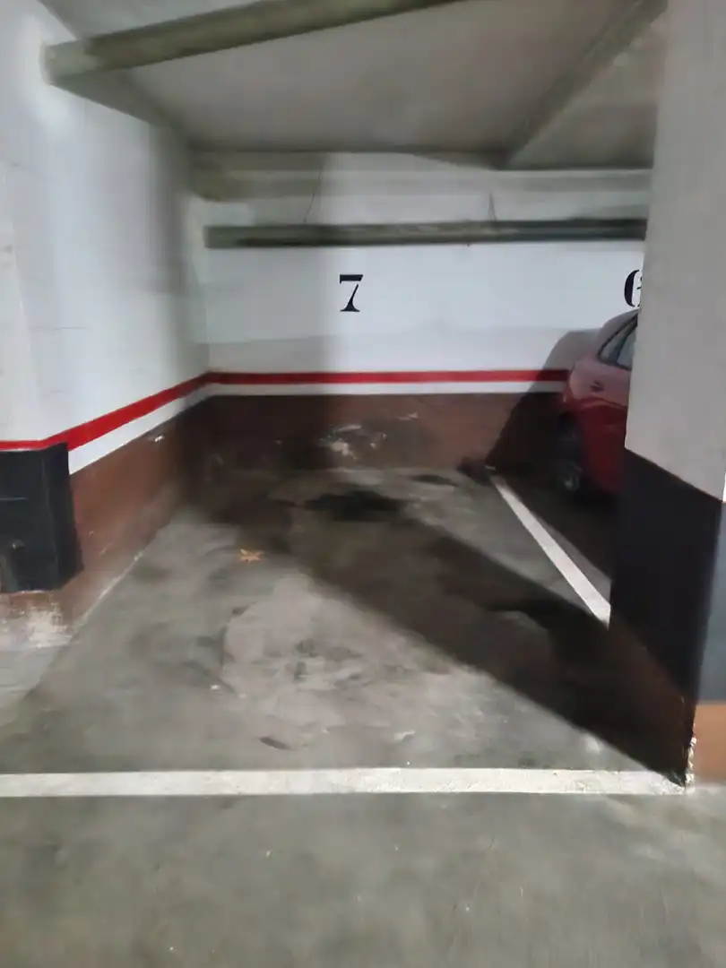 Einzelparkplatz mit Aufzug zum Verkauf in Felipe Uhagón Alkatearen Kalea 9, imagen 6