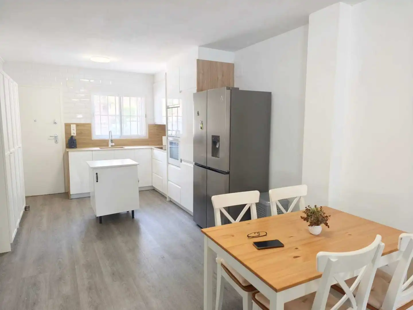 Kitchen of Detached homes for sale in Tavernes de la Valldigna  with Air Conditioner, Terrace and Swimming Pool