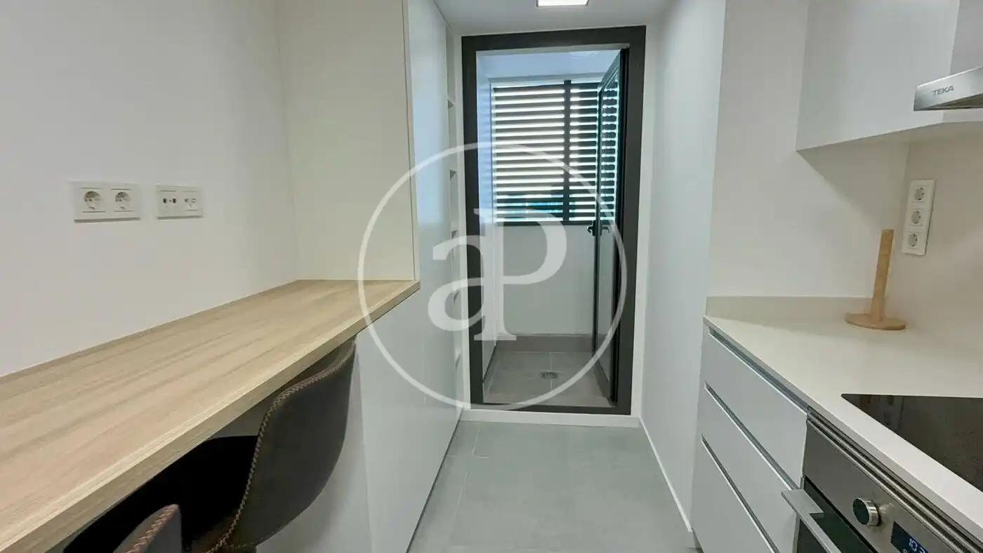 Flat for rent in Valencia  with Air Conditioner, Heating and Private garden