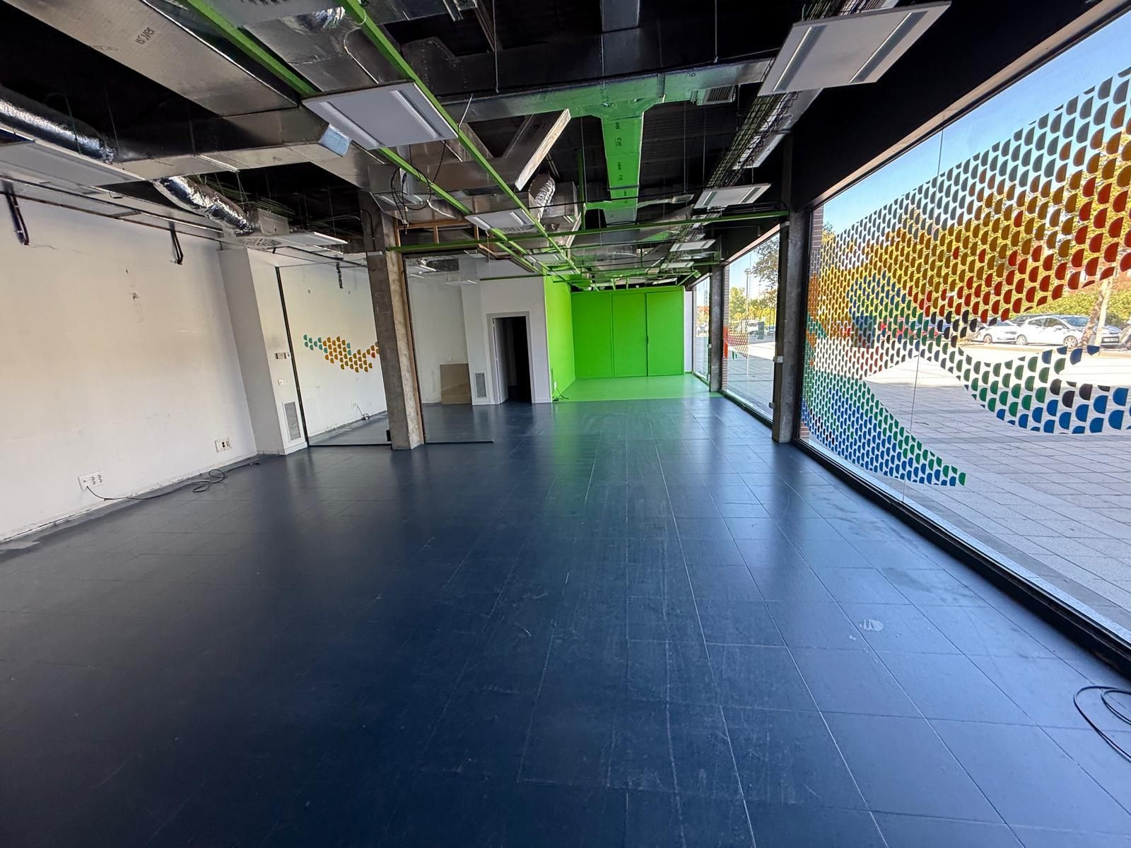 Premises for sale in Valladolid Capital  with Air Conditioner