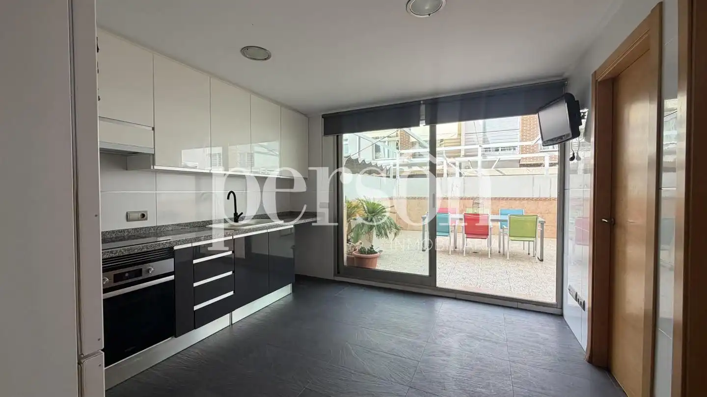 Kitchen of Ground floor for sale in Carcaixent  with Air Conditioner, Terrace and Storage room