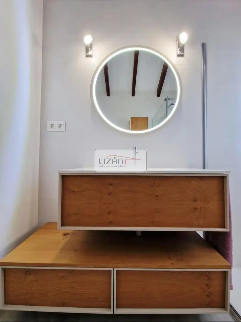 Baño de Casa o chalet en venta en Villaquilambre con Calefacción, Jardín privado y Terraza