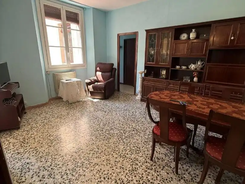 Flat with lift for sale in Carrer Nou de la Rambla 108