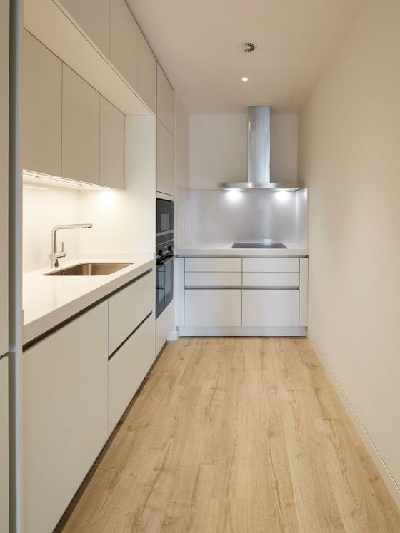 Kitchen of Flat to rent in  Barcelona Capital  with Air Conditioner, Heating and Parquet flooring