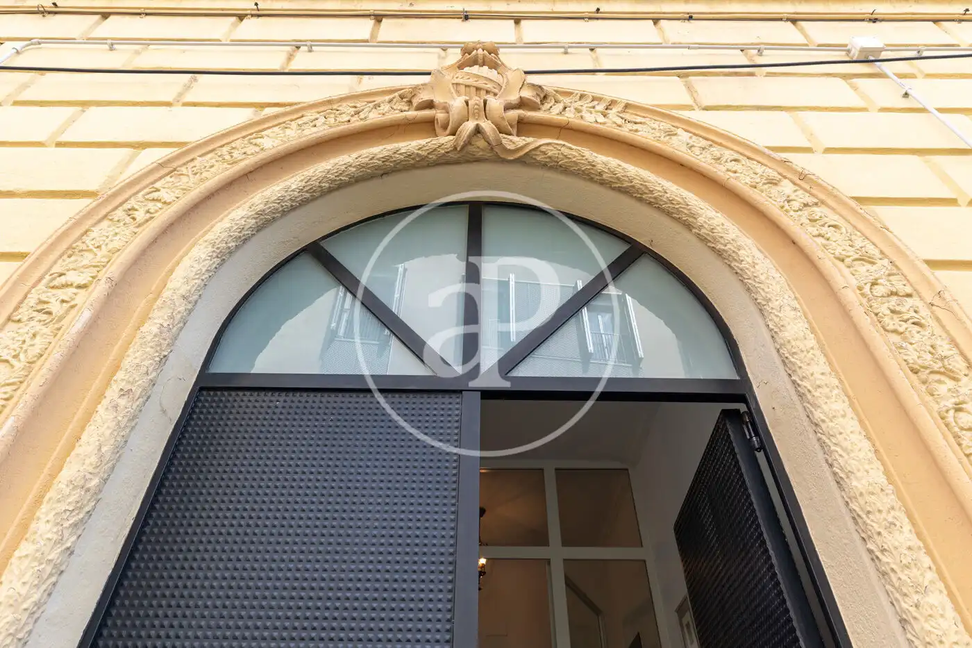 Piso en venta en Barcelona con Calefacción y Terraza