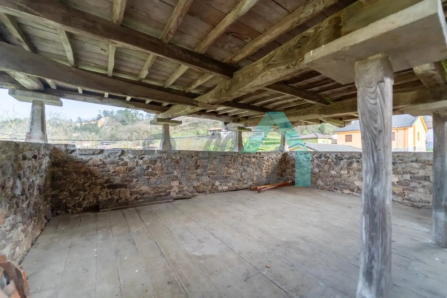 Casa o xalet en venda a Llamas, Salas