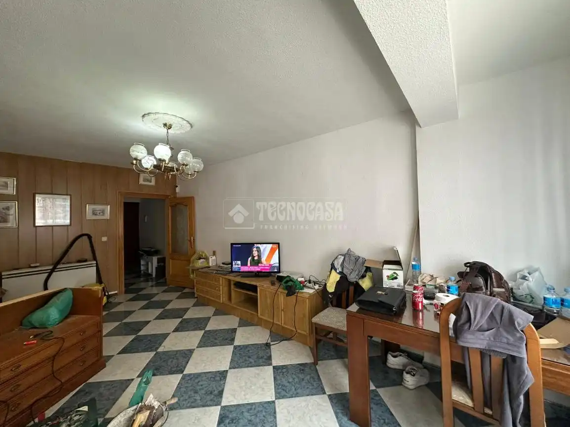 Living room of Flat for sale in Alcalá de Henares