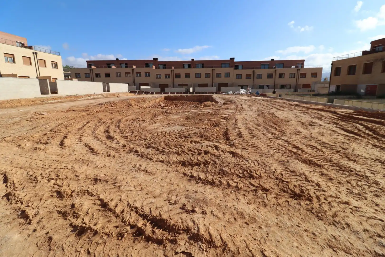 Casa adosada en venta en Calle Montserrat Roig, Ulldecona