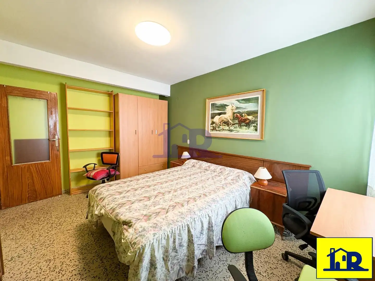 Schlafzimmer von Wohnung zur Miete in Cuenca mit Heizung, Terrasse und Möbliert