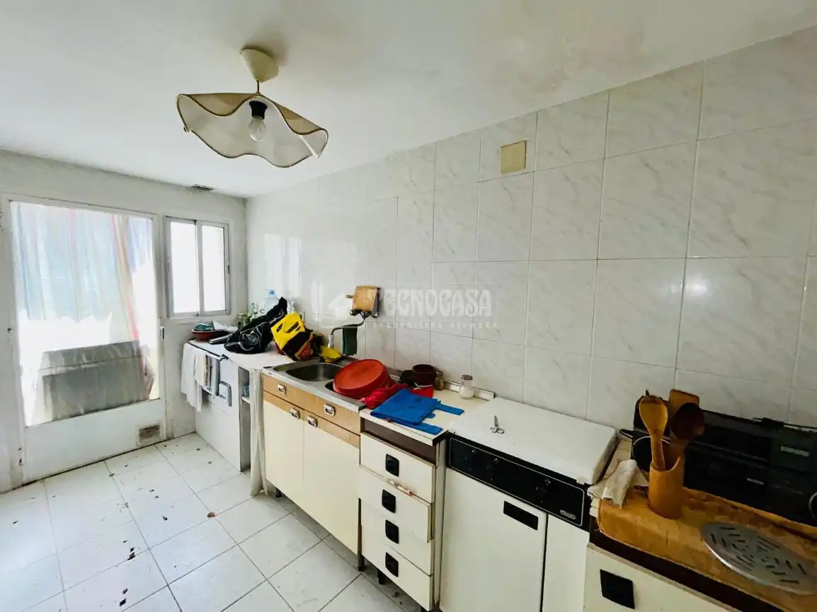 Casa adosada en venta en Camporredondo