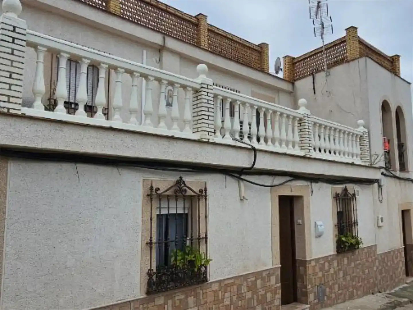 Vista exterior de Piso en venta en Alcolea del Río con Aire acondicionado, Trastero y Balcón