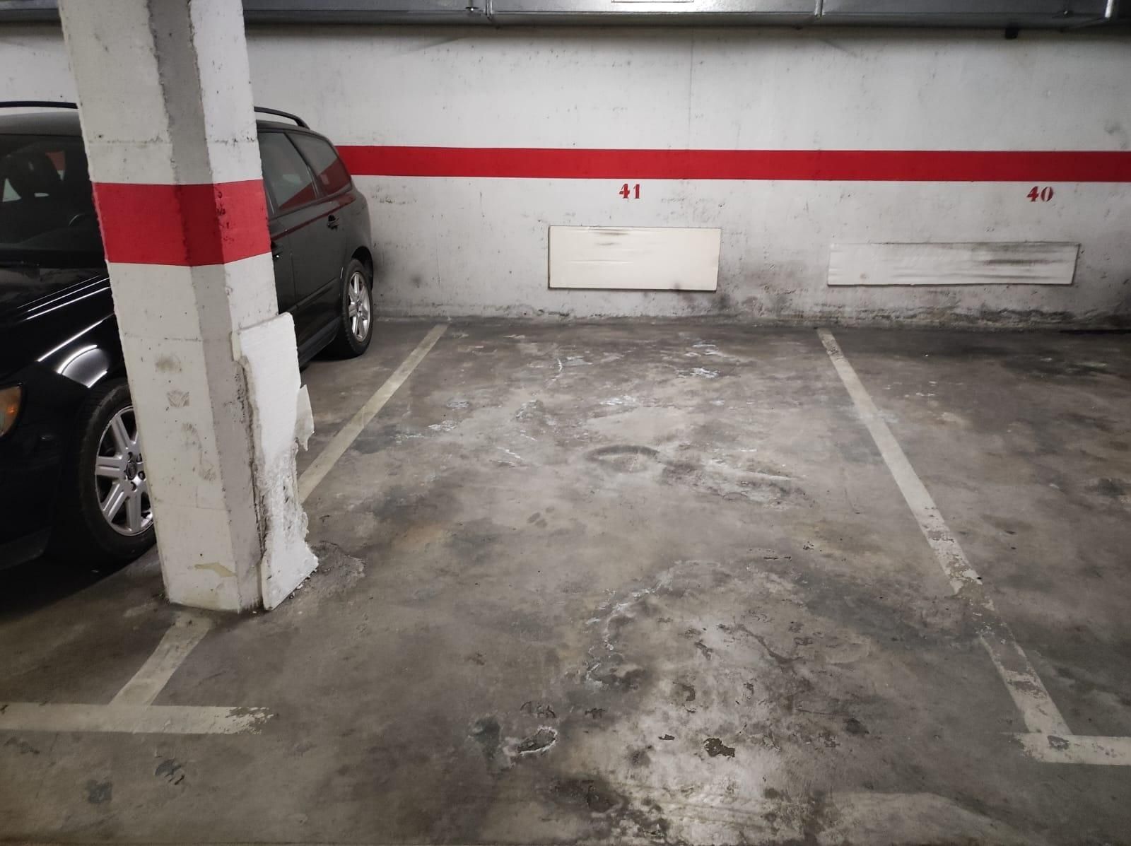 Parking of Garage for rent in Manresa