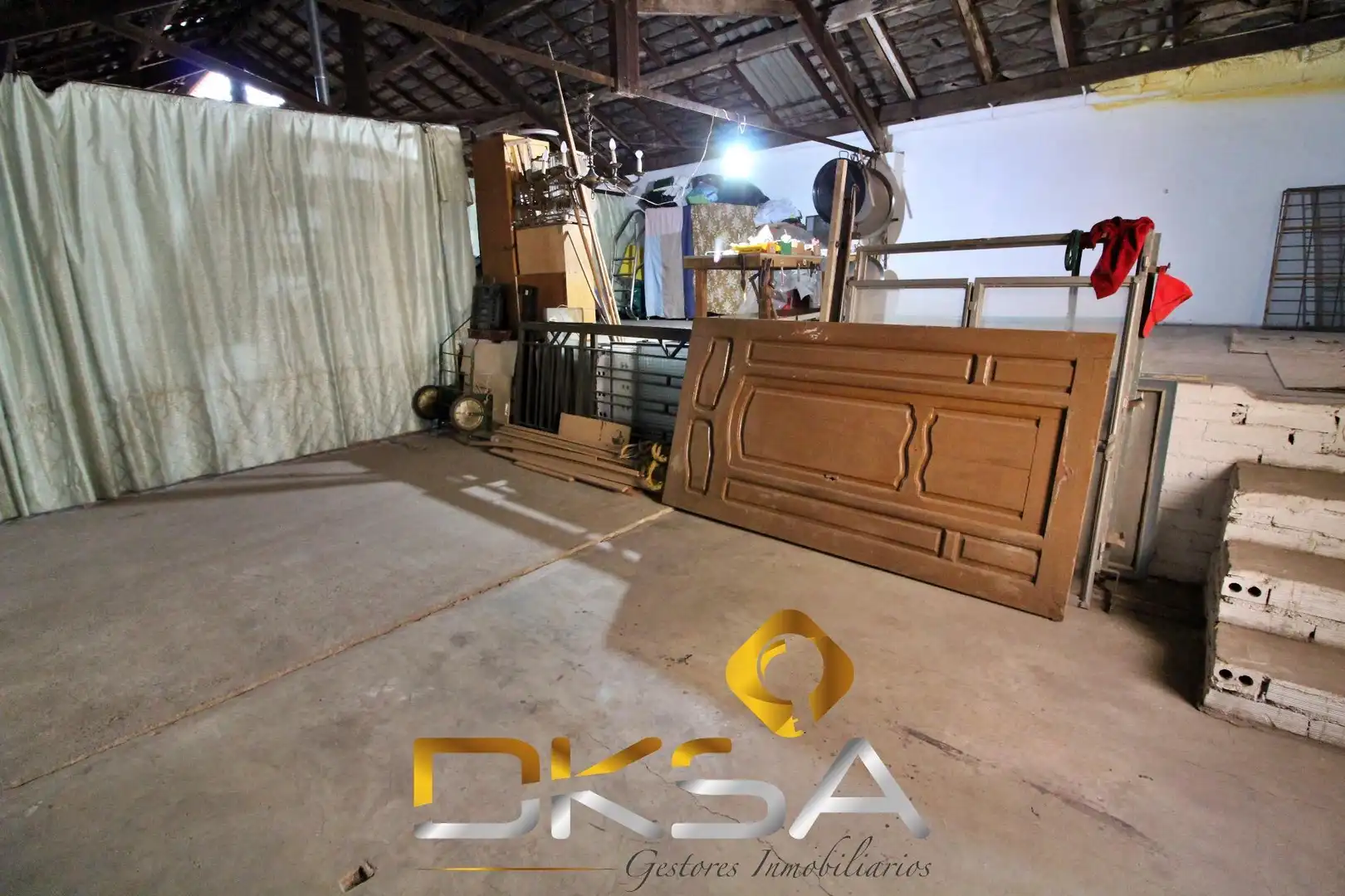 Local comercial en venda a Madrigal, imagen 11