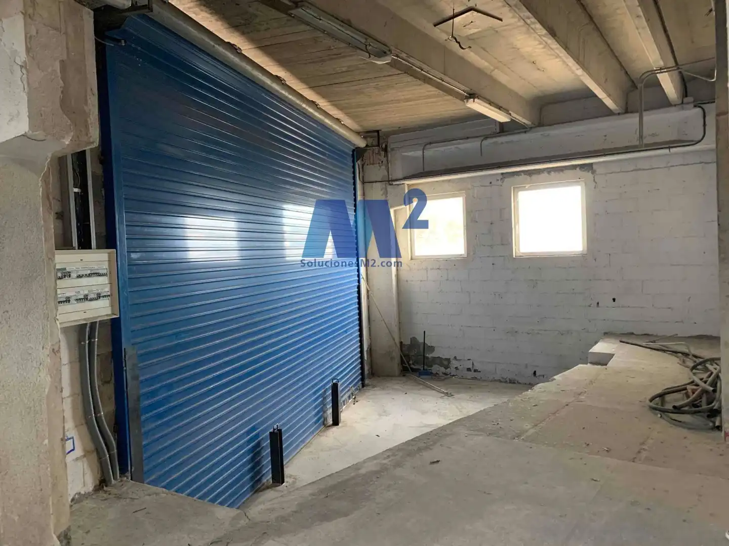 Nave industrial en venta en Reyes Católicos, Zona Industrial
