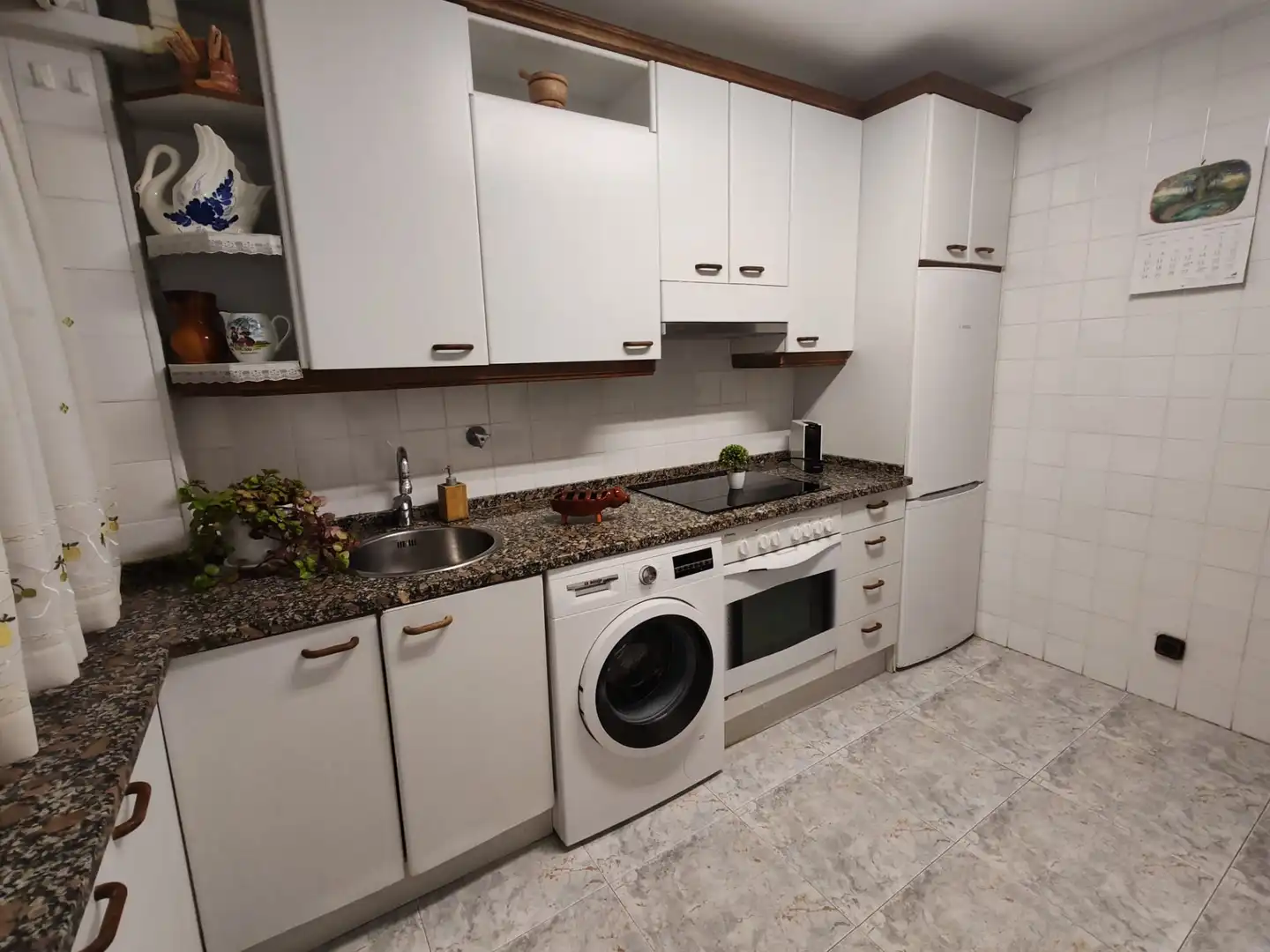 Cuina de Pis en venda en Bilbao  amb Calefacció, Moblat i Forn